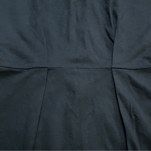 Ann Taylor Loft Black Dress Size 10 Zipper Back Cap Sleeve Knee Length CUTE EUC - Picture 2 of 12